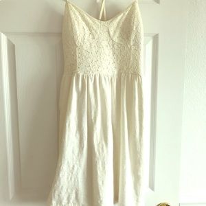 American Eagle Cream Dress Floral Lace Bodice